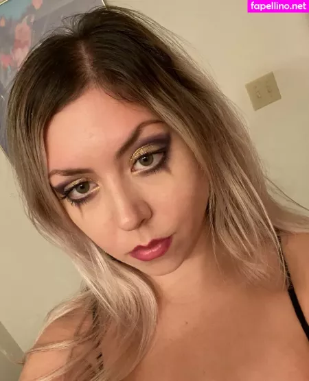 Roxyyybabyyyfree OnlyFans Thumbnail #glkrvjynVm