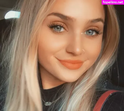 Royal Papaya OnlyFans Thumbnail #PvPne58nXD