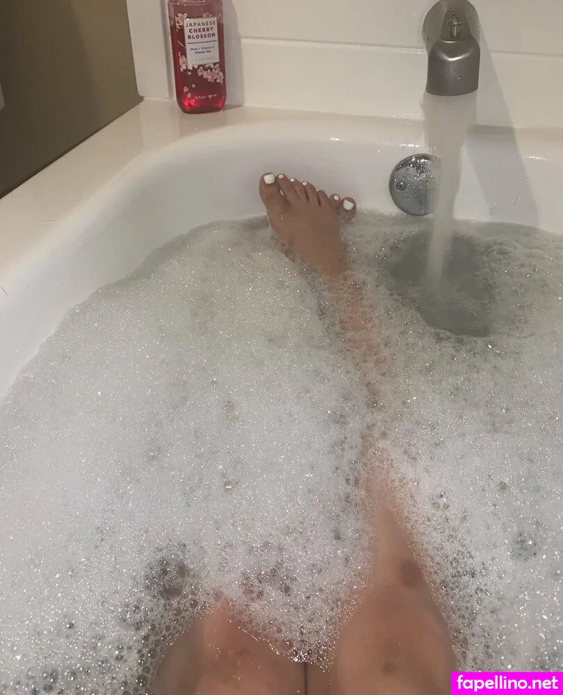 Royale_at_best, royale_atbest Nude Leaked OnlyFans Photo #yMwtODEOuZ