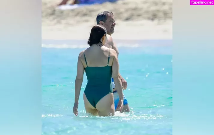 Royals OnlyFans Thumbnail #gXyl5JMfxF