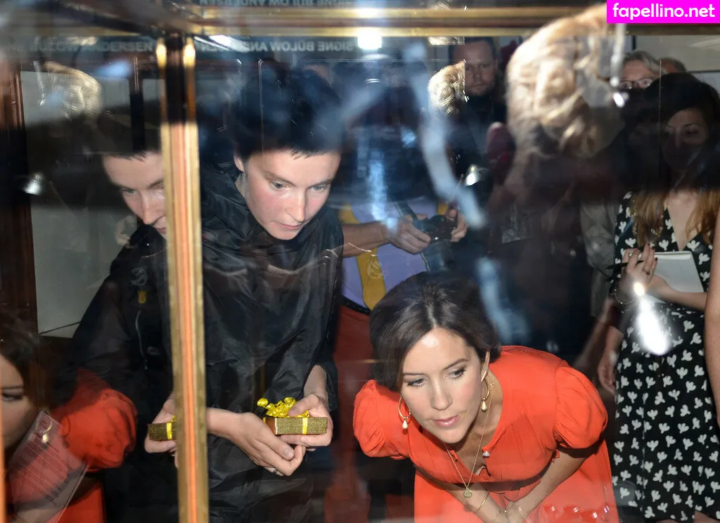 royalspolylife, theroyalfamily Nude Leaked OnlyFans Photo #mbtPEDRmVV