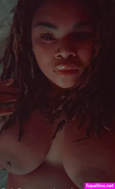 Royalsmfplayhousex OnlyFans Thumbnail #Typ6cp2OIQ