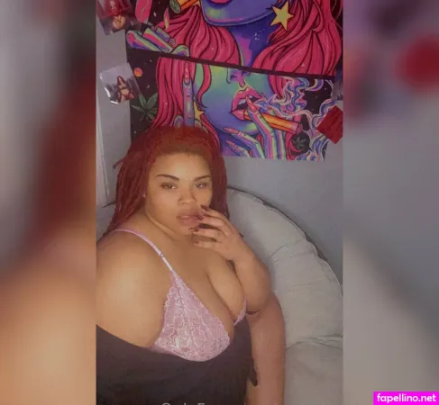 Royalsmfplayhousex OnlyFans Thumbnail #YrYFUnwJ9l
