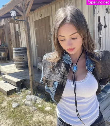 Royalwednesday OnlyFans Thumbnail #7VBJ9wdxFG