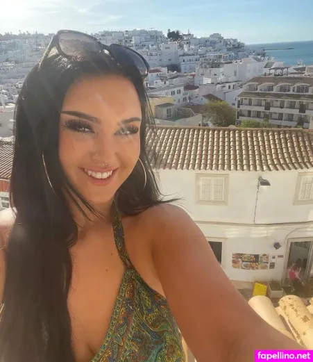 Roz Hill OnlyFans Thumbnail #BV88SoFd1u