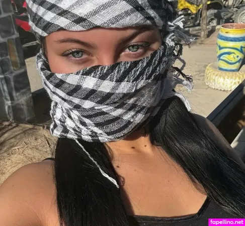 Roz Hill OnlyFans Thumbnail #GJTA88mArl