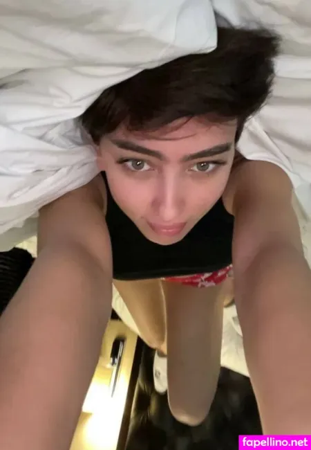 Roz Idrissi OnlyFans Thumbnail #9e9NXiSfbI