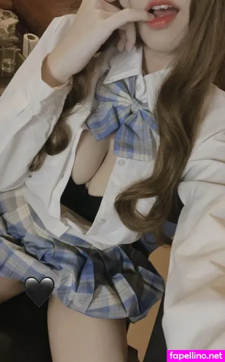 Rozariine OnlyFans Thumbnail #bbzrBwIkaX