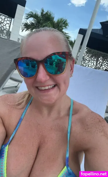 Rozay Bae OnlyFans Thumbnail #xjpdOIHcei