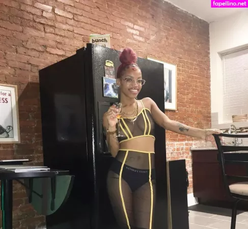 Rozay Molly OnlyFans Thumbnail #ILC8JLkoxG