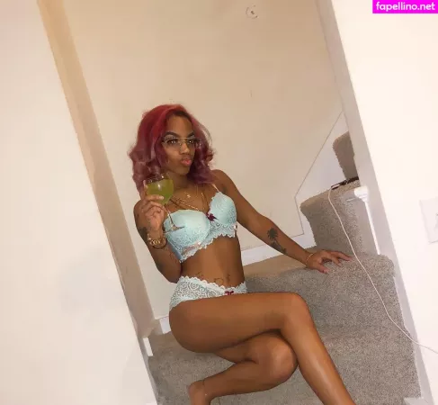 Rozay Molly OnlyFans Thumbnail #ScONq7Fuwy