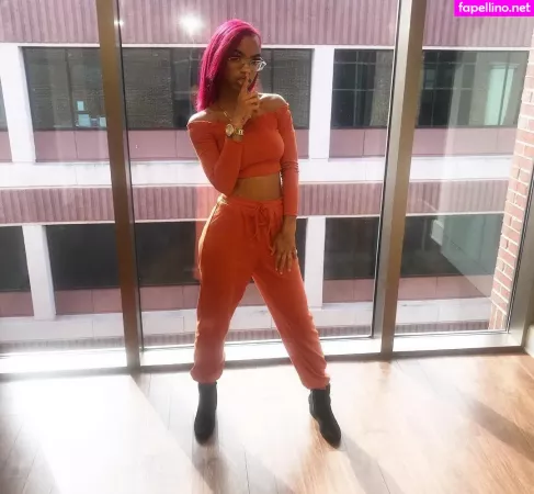 Rozay Molly OnlyFans Thumbnail #i6nJpwEZCI