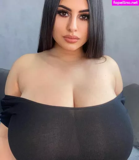 Rozzzywow OnlyFans Thumbnail #37MqJPXKrx