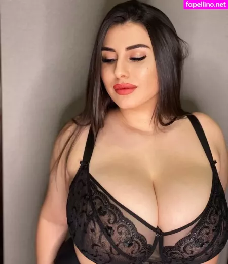 Rozzzywow OnlyFans Thumbnail #4ySOhFjHGu