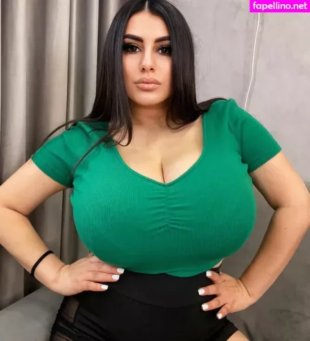 Rozzzywow OnlyFans Thumbnail #a4XcpNTexK