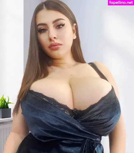 Rozzzywow OnlyFans Thumbnail #ss1qLRHrqS