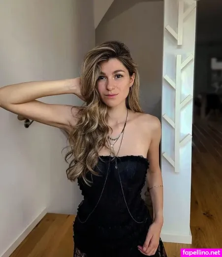 Rrosiana Main Profile Photo