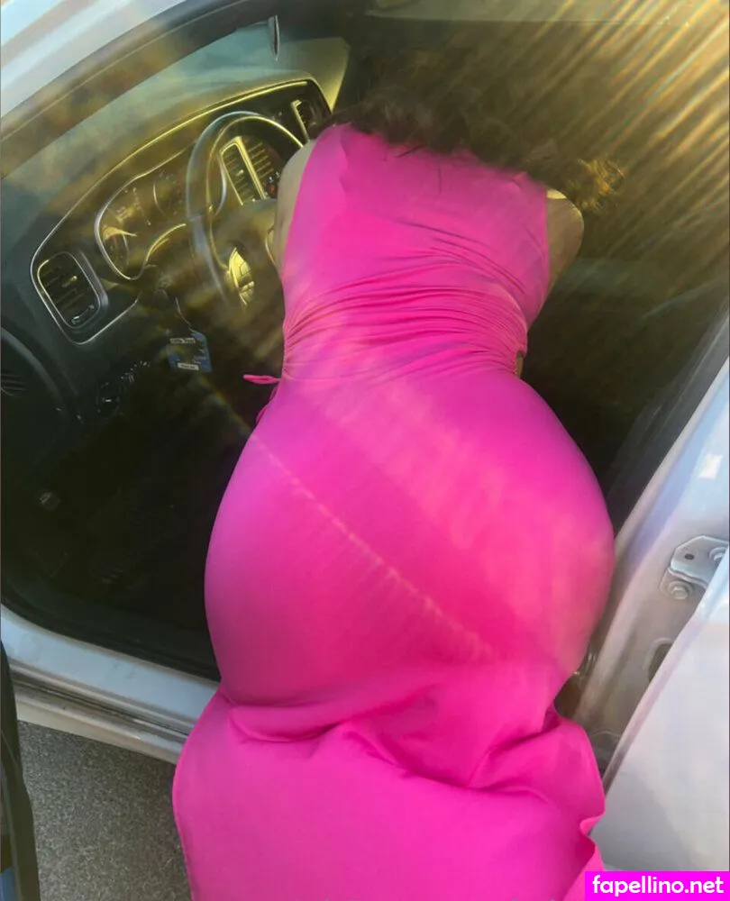 Luvaribabe, rsbabeee, urfavinternetcargf Nude Leaked OnlyFans Photo #Enqm0R5yv1