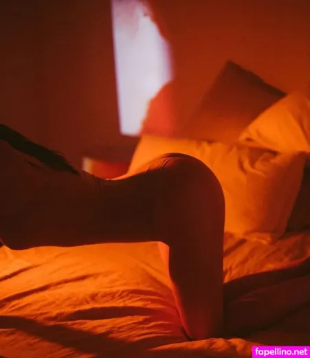 Rsula Corber OnlyFans Thumbnail #1YNLY1FLyL