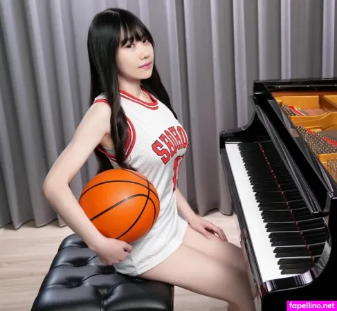 Ru S Piano OnlyFans Thumbnail #vMeMvylaSo