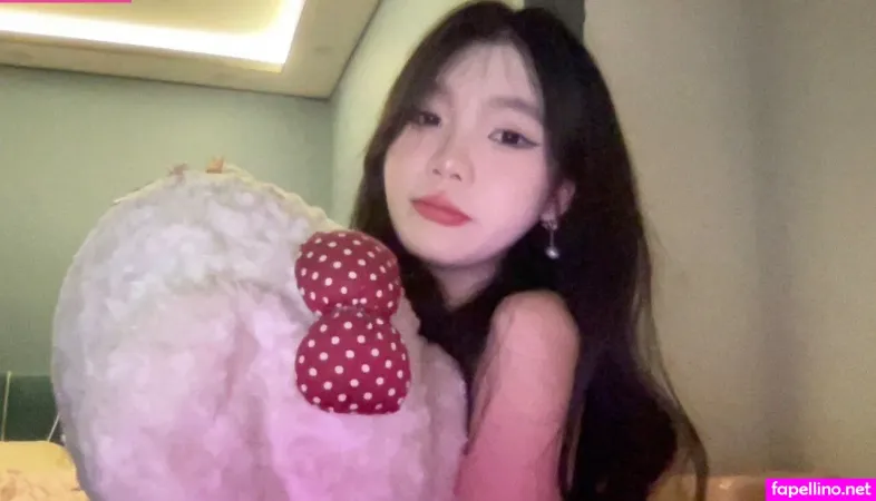 Rubabyya OnlyFans Thumbnail #P88LpAFM5T