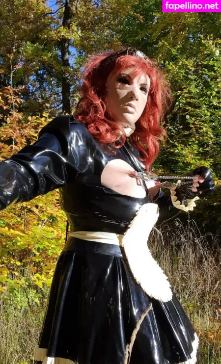 Rubbberdolllulu OnlyFans Thumbnail #KllnBni7D8