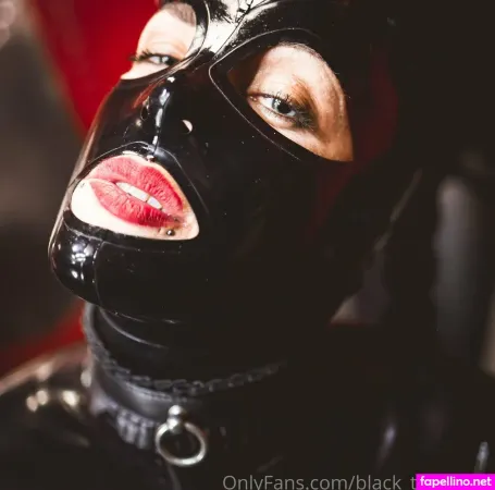 Rubber Tulip OnlyFans Thumbnail #BstjjS3UNE