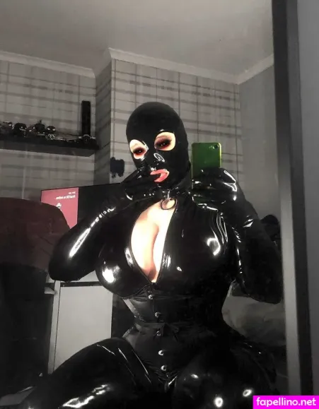 Rubberdollalice OnlyFans Thumbnail #KX8esKeASU