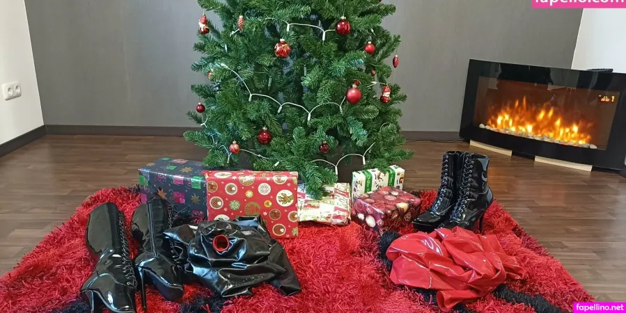 Rubberdollruby OnlyFans Thumbnail #5voPjxFfMR