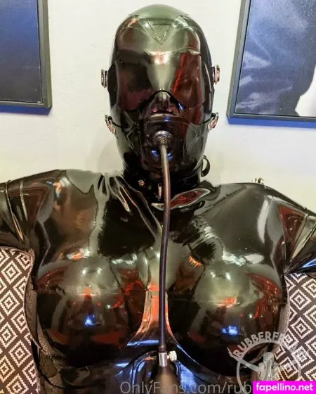 Rubberfreak OnlyFans Thumbnail #TVqVbX56Nq