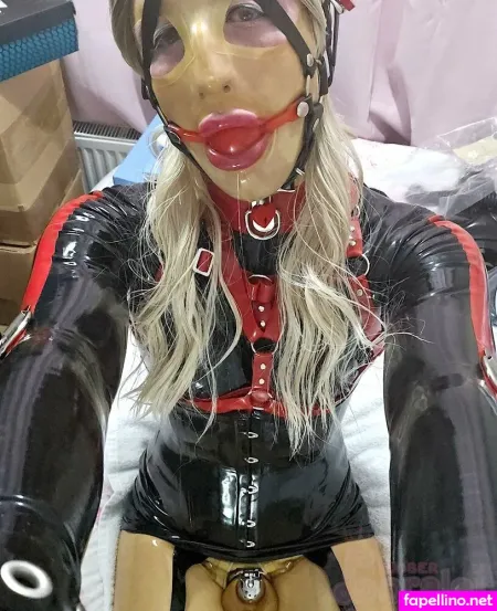 Rubberloralei OnlyFans Thumbnail #eIMAc232pc