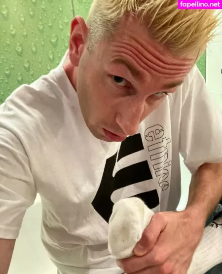 Rubberskaterboy OnlyFans Thumbnail #h0NDx21AMX