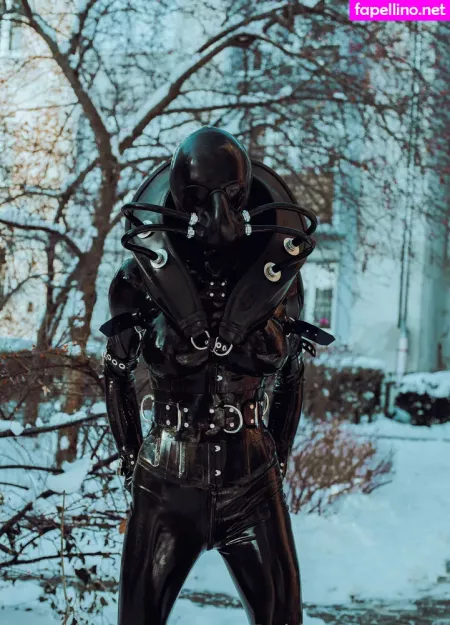 Rubbobject Doll OnlyFans Thumbnail #RipgBQ9Neu