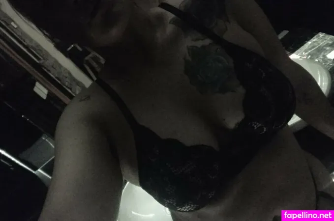 Rubia Curvy OnlyFans Thumbnail #C8tQpTaKN4