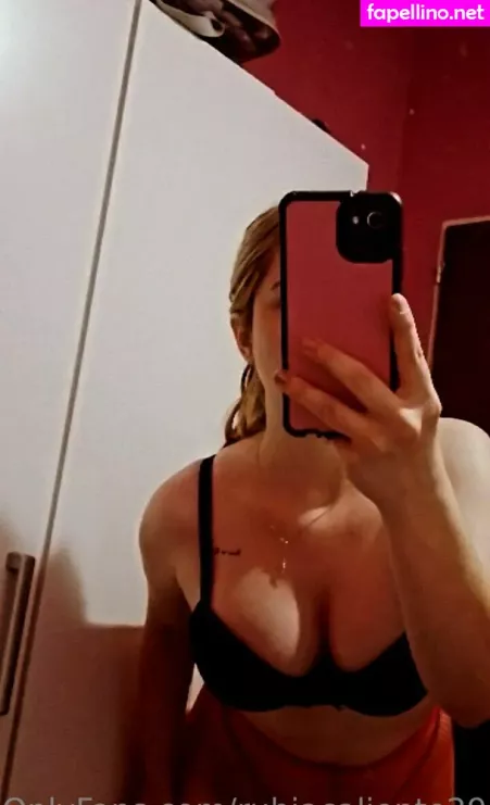 Rubiacaliente29 OnlyFans Thumbnail #jPHxRH8EqZ