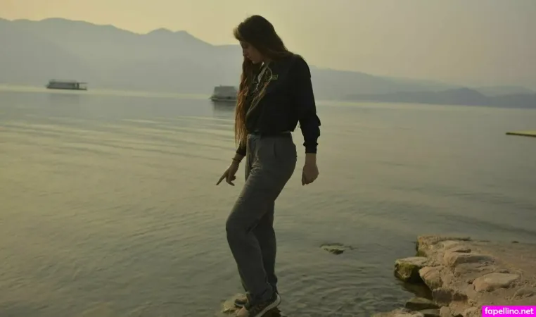 Rubiamotta420 OnlyFans Thumbnail #JaZjv1WoSs