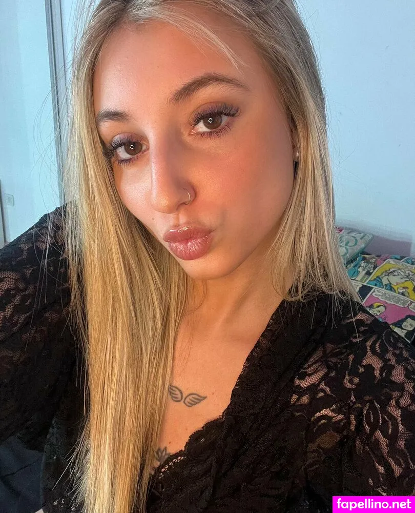honeyyxsofiaa, rubiasophiee Nude Leaked OnlyFans Photo #EkfDVk9gZx