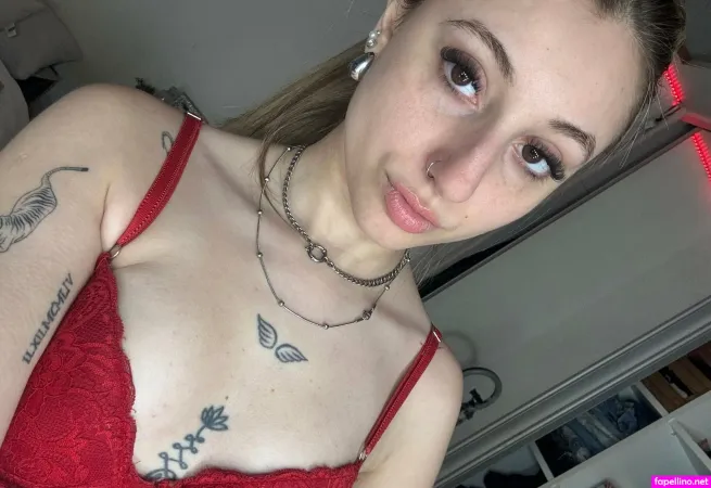 Rubiasophiee OnlyFans Thumbnail #LitrTaUf7i