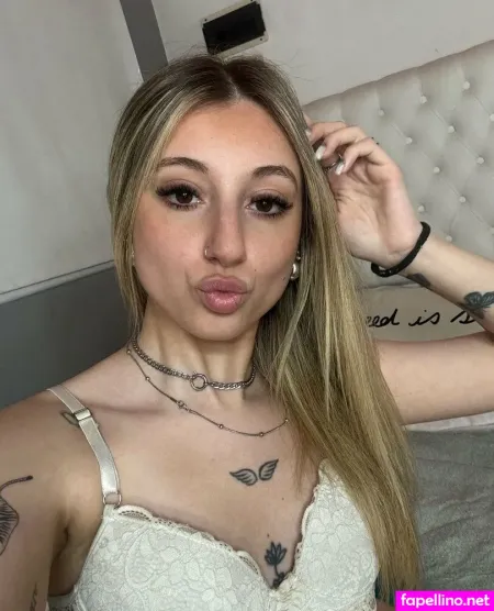 Rubiasophiee OnlyFans Thumbnail #XLg5Zv9fL9