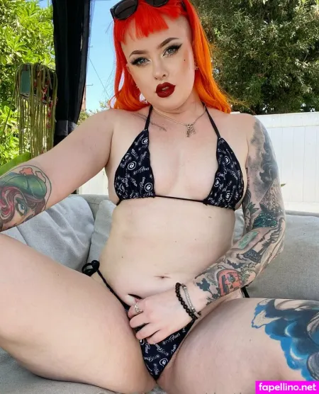 Rubiehelliafree OnlyFans Thumbnail #XgH03MYyK5