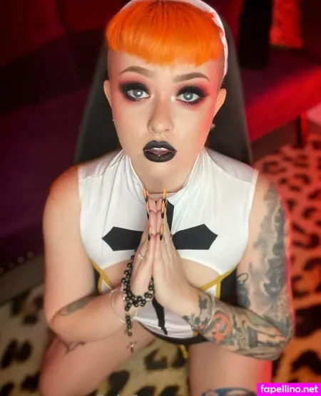 Rubiehelliafree OnlyFans Thumbnail #e9VLOTAeut