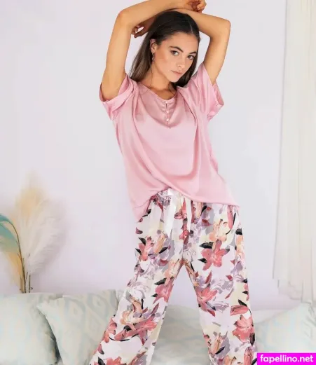 Ruby Dixon OnlyFans Thumbnail #Q31yenxXYc