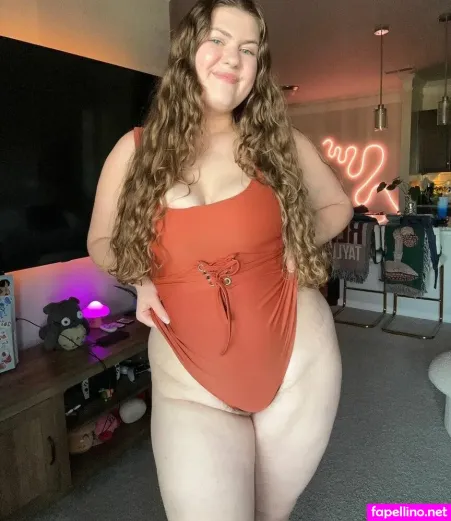 Ruby Peach OnlyFans Thumbnail #MU1mQJInwZ