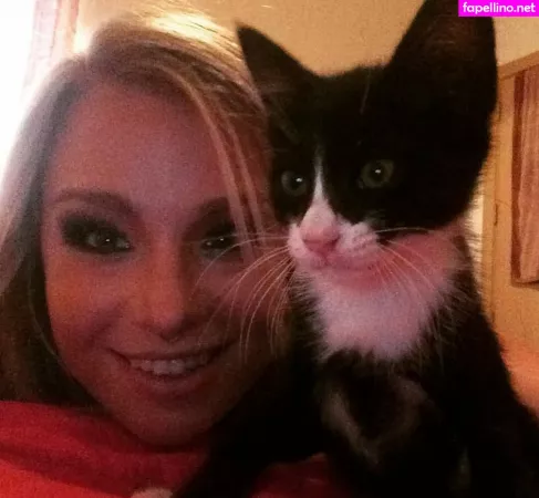 Ruby Rogue OnlyFans Thumbnail #TNIlcTPbZ4