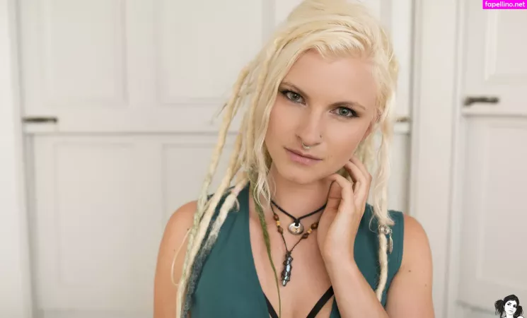 Ruby True Asmr OnlyFans Thumbnail #SlqXolDw1h