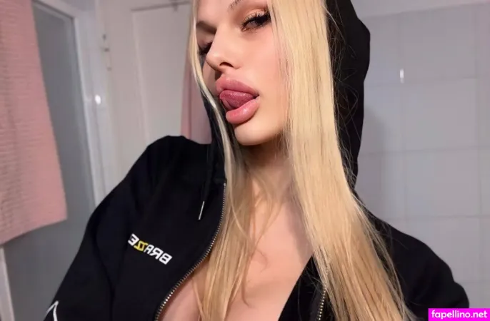 Rubydiamantee OnlyFans Thumbnail #6zrH5qb2j5