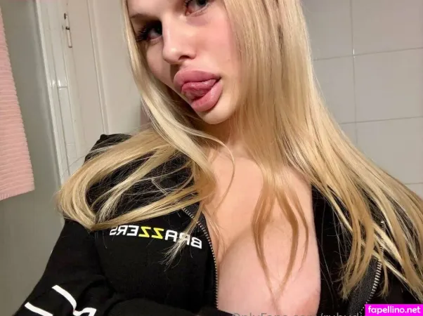 Rubydiamantee OnlyFans Thumbnail #y9SVz3SVYT