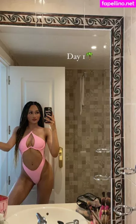 Rubyellaaa0 OnlyFans Thumbnail #dEyeb2pc4Q