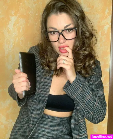 Rubyhny OnlyFans Thumbnail #SCqA3PCTO5