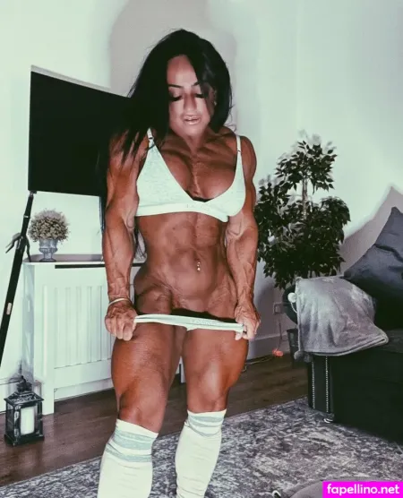 Rubymusclefbb OnlyFans Thumbnail #ffW9j263eC